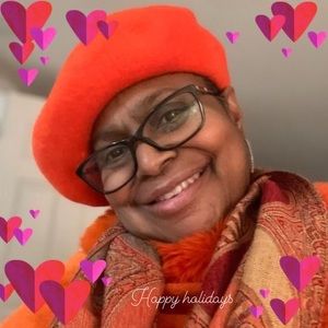 Meet your Posher, Angela